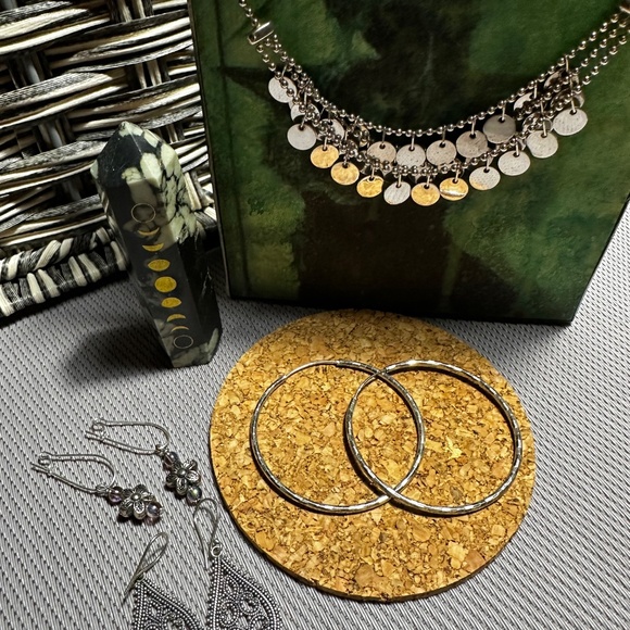 Jewellery bundle - Picture 9 of 9